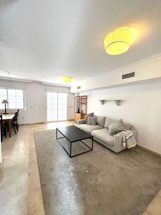 Casa adosada en venta en Puerto Banús en Marbella