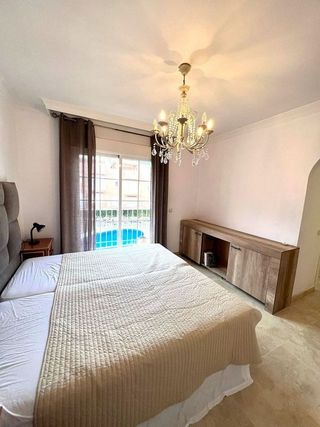 Casa adosada en venta en Puerto Banús en Marbella