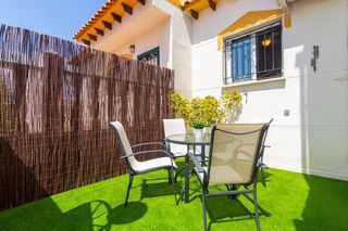Casa adosada en venta en Centro en Torrevieja