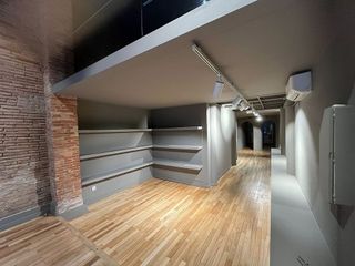 Local comercial en alquiler en Centre en Girona