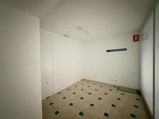 Local comercial en venta en Elda