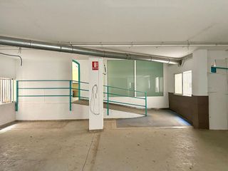 Local comercial en venta en Elda