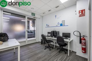 Local comercial en venta en Camino de Ronda - Rosaleda en Granada