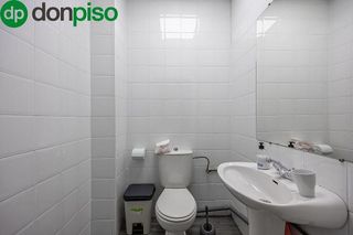 Local comercial en venta en Camino de Ronda - Rosaleda en Granada