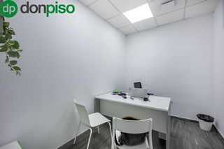 Local comercial en venta en Camino de Ronda - Rosaleda en Granada