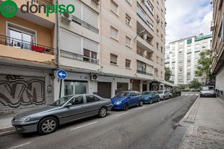 Local comercial en venta en Camino de Ronda - Rosaleda en Granada