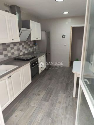 Chalet en alquiler en Aspe