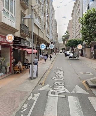 Local comercial en alquiler en Zona de Plaza de Barcelos en Pontevedra
