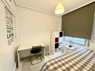 Piso en alquiler en Ciudad Jardín - Zoco en Córdoba