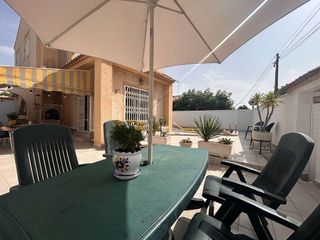 Chalet en venta en Altos - La Florida en Orihuela