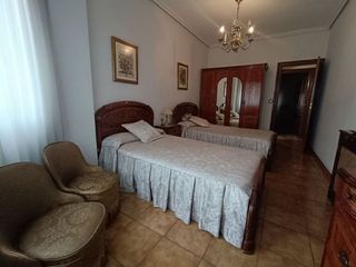 Piso en venta en Universidad - Los Lirios en Logroño