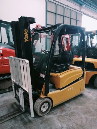 Carretilla Eléctrica Yale ERP16VT