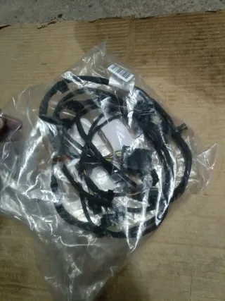 Mazo Cables Paragolpes Delantero Mercedes A1775403