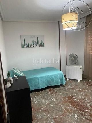 Piso en venta en Linares