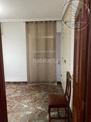Piso en venta en Linares