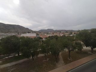 Dúplex en venta en Elda