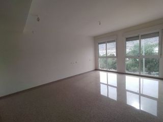 Dúplex en venta en Elda