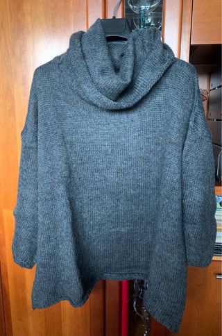 Jersey lana mohair cuello alto mujer gris