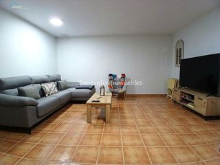 Casa adosada en venta en Puebla de Alfindén (La)