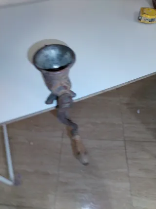 Picadora de carne antigua