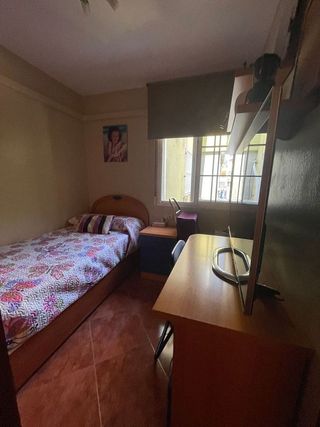 Piso en venta en Girón - Las Delicias - Tabacalera en Málaga