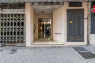 Garaje en alquiler en Pajaritos - Plaza de Toros en Granada