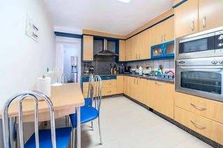 Casa adosada en alquiler en Nueva Andalucía centro en Marbella