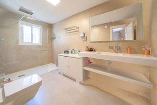 Casa adosada en alquiler en Nueva Andalucía centro en Marbella