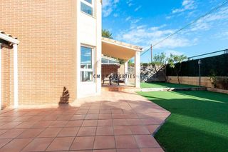 Casa en alquiler en Mas Camarena en Bétera