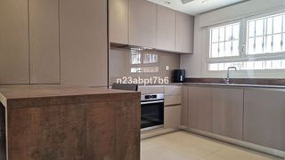 Casa adosada en venta en Puerto Banús en Marbella