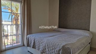 Casa adosada en venta en Puerto Banús en Marbella