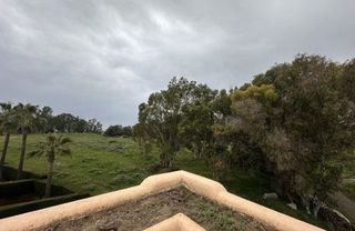 Casa adosada en alquiler en Nueva Andalucía centro en Marbella
