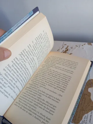 El niño con el pijama de rayas