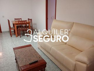 Piso en alquiler en La Luz - El Torcal en Málaga