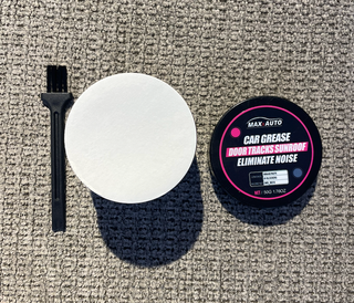 Lubricante para diferentes partes de coches