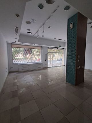 Local comercial en alquiler en Zona Miraflores en Marbella