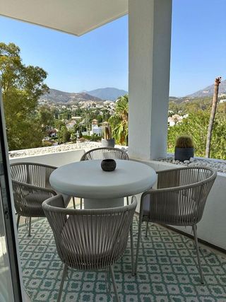 Piso en alquiler en Los Naranjos - Las Brisas en Marbella