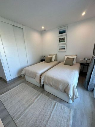 Piso en alquiler en Los Naranjos - Las Brisas en Marbella