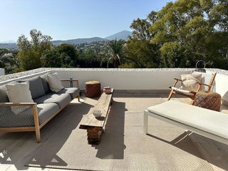 Piso en alquiler en Los Naranjos - Las Brisas en Marbella