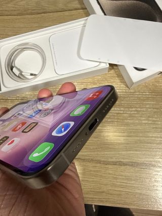 IMPOLUTO iPhone 15 Pro Max 256GB