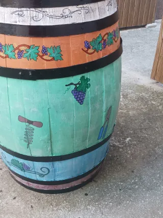 Barril decorativo mesa terraza madera