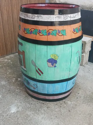 Barril decorativo mesa terraza madera