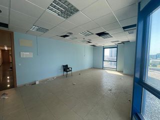 Oficina en venta en San Jerónimo - La Bachillera en Sevilla