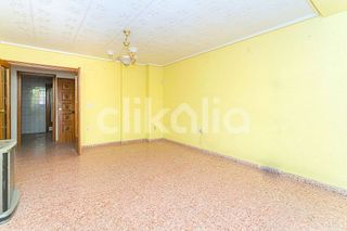 Piso en venta en Dolores