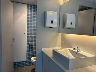 Oficina en alquiler en Les Corts en Barcelona