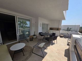 Piso en alquiler en Los Naranjos - Las Brisas en Marbella