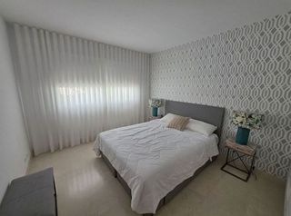 Piso en alquiler en Los Naranjos - Las Brisas en Marbella