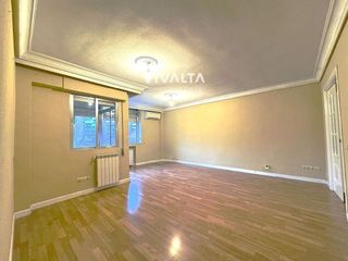 Piso en alquiler en Los Ángeles en Madrid