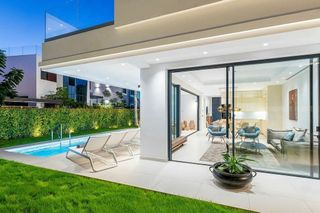 Chalet en alquiler en Lomas de Marbella Club - Puente Romano en Marbella