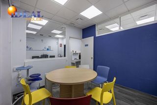 Local comercial en venta en Camino de Ronda - Rosaleda en Granada